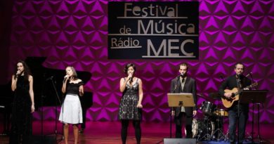 Conheça as 100 músicas semifinalistas do Festival da Rádio MEC Conheça as 100 músicas semifinalistas do Festival da Rádio MEC
