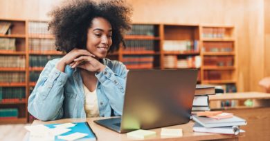 Projeto Ouse Transformar premia estudantes pretos com cursos de comunicação e marketing Projeto Ouse Transformar premia estudantes pretos com cursos de comunicação e marketing