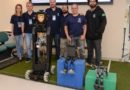 Equipe brasileira apresenta robô-cuidador doméstico e vence mundial de robótica